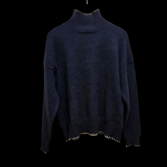 Max Studio Mockneck Turtleneck Sweater Black off white trim size M - Picture 9 of 9